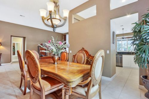 8816 First Tee Rd, Fort Pierce FL 34986-3063 exterior