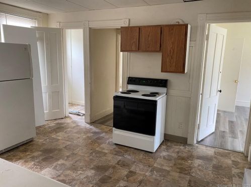 191 Main St, Meriden CT  06451-4003 exterior