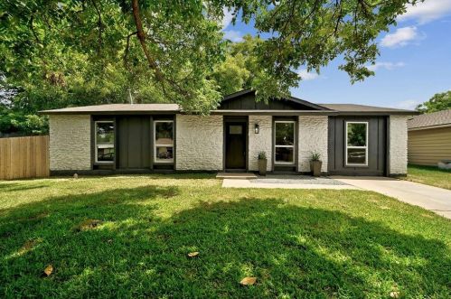 303 Blueberry Hl, Austin, TX 78745-4013