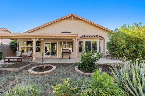 1620 Acoma Dr, Phoenix AZ 85032-5226 exterior