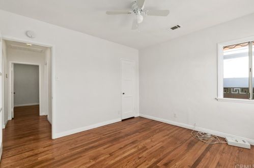 9109 Ramona St, Bellflower CA 90706-6438 exterior