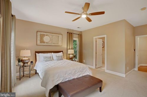 624 Live Oak Dr, Mc Lean VA 22101-1563 exterior