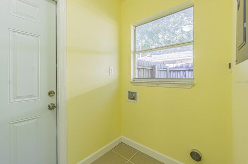 1735 Comanche Ave, Tampa FL 33634-5043 exterior