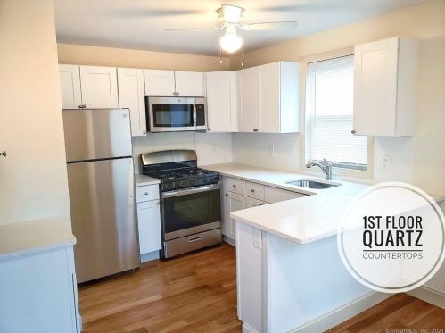 53 Bouton St, Norwalk, CT 06854-4101