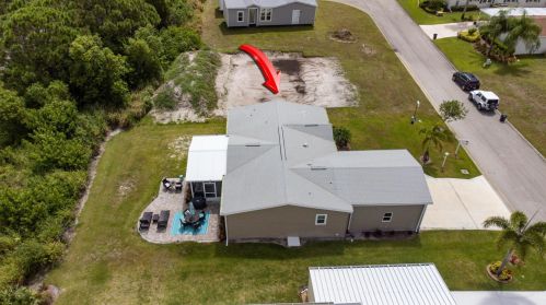 3600 Red Tailed Hawk Dr, Fort Pierce FL 34952-3023 exterior