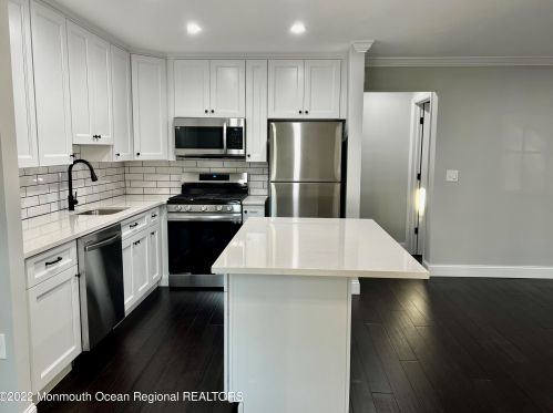 710 Bluebell Dr, Jackson Twp NJ  08527-4113 exterior