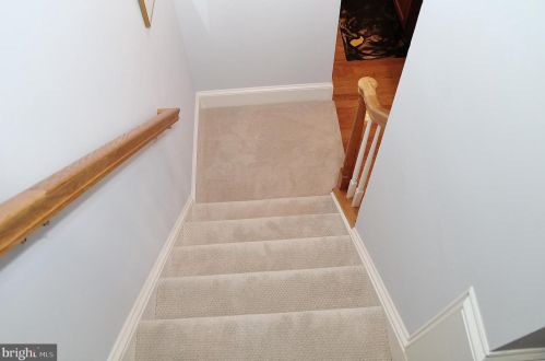 422 Royal St, Alexandria VA  22314-2335 exterior