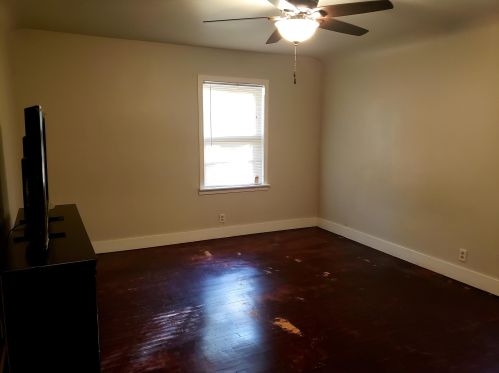 1663 5 St, Meskegon MI 49441-2613 exterior