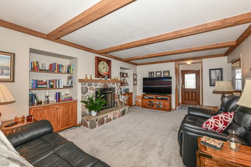 2840 117, Milwaukee WI 53222-4104 exterior