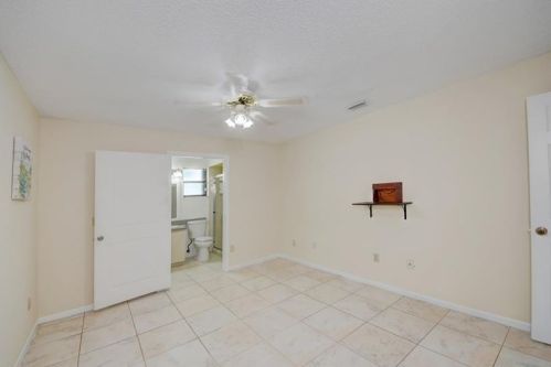 509 Floresta Dr, Fort Pierce FL  34983-8613 exterior