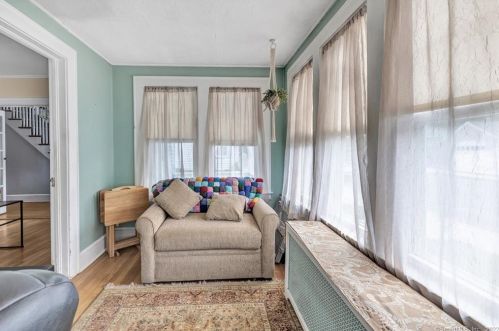 4 Couch St, Norwalk CT 06854-2652 exterior