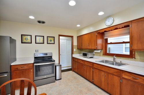 1000 111, Milwaukee WI 53214-2358 exterior