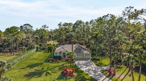 4160 7 Ave, Naples FL 34119-1522 exterior