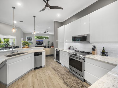 102 Jeanette Way, Jupiter FL exterior