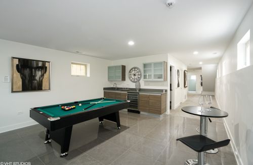 4047 Calumet Ave, Chicago IL 60616-1405 exterior