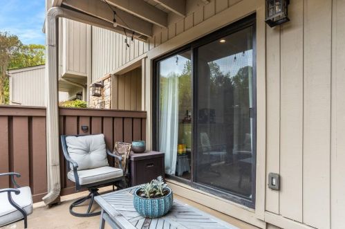 1236 Druid Knoll Dr, Atlanta GA  30319-4110 exterior