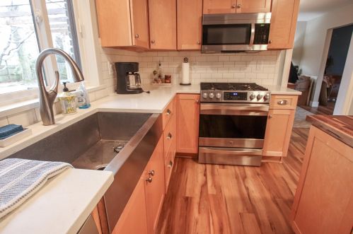 734 Ruddiman Dr, Meskegon MI  49445-2867 exterior