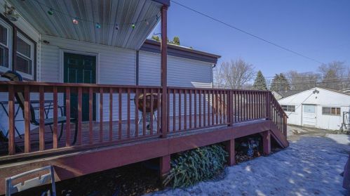 1109 Cook Ave, Saint Paul MN 55106-3323 exterior