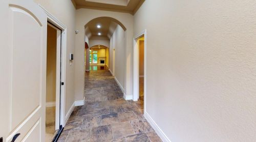 253 Forest Heights Ln, Montgomery, TX 77316-2812