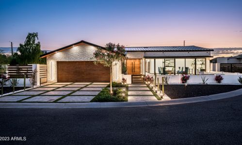 5812 44th Pl, Phoenix AZ  85040-4056 exterior