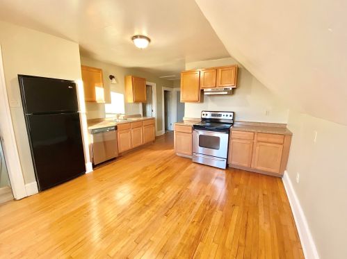 3009 12th St, Milwaukee WI 53215-3822 exterior