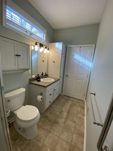 1039 Kensington St, Grand Rapids MI 49534-2179 exterior