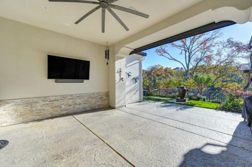 5263 Da Vinci Dr, Folsom CA 95762-5261 exterior