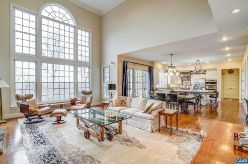 3067 Darby Rd, Keswick VA 22947-2730 exterior