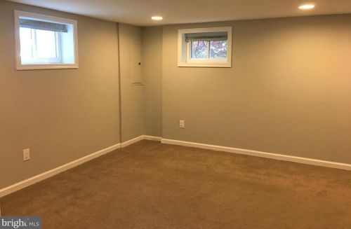 21 Myrtle St, Alexandria VA 22301-2423 exterior