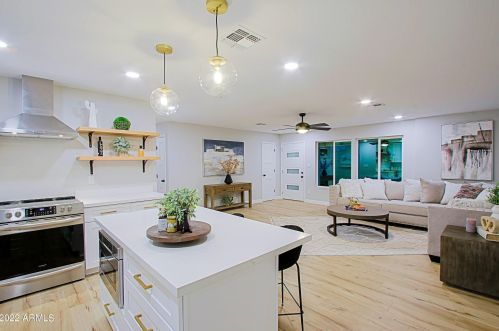 3714 Amelia Ave, Phoenix, AZ 85018-5117