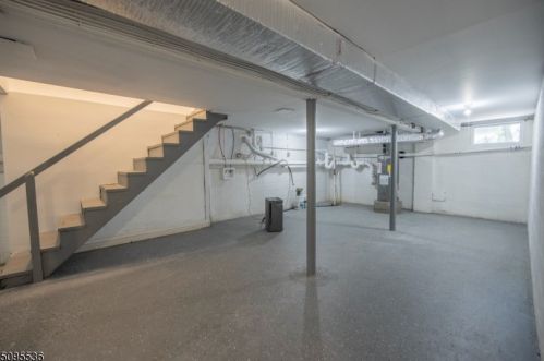 451 River Rd, Rahway NJ  07065-4203 exterior