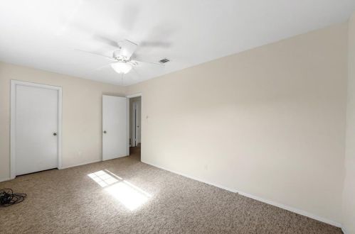 6602 Auburndale St, Austin TX 78723-2703 exterior