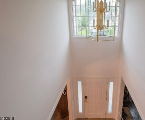 68 Terrace Ave, Town Center NJ  07052-3662 exterior