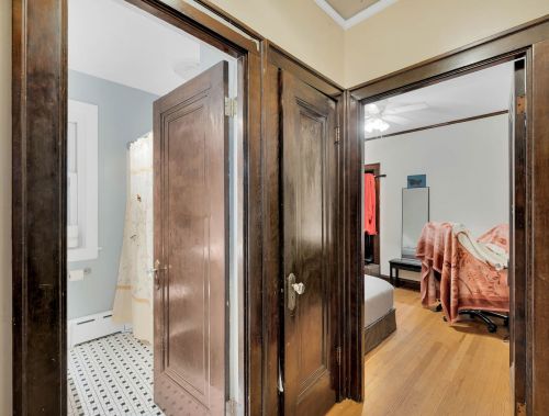 5442 Berteau Ave, Chicago IL 60641-1311 exterior