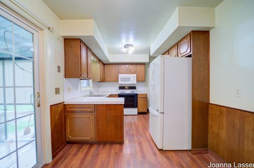 633 Randall Rd, Meskegon MI 49441-4953 exterior