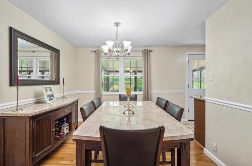 389 Holiday Park Dr, Pittsburgh PA 15239-2364 exterior