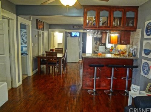 262 Platt St, Long Beach CA 90805-6421 exterior