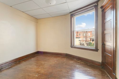 951 Lawndale Ave, Chicago IL 60655-3315 exterior