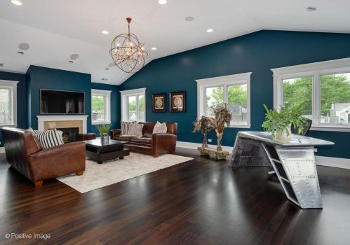 3720 Greenview Ave, Chicago IL 60613-3610 exterior