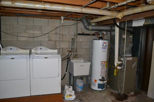 1641 Edgerton Ave, Milwaukee WI  53221-3557 exterior