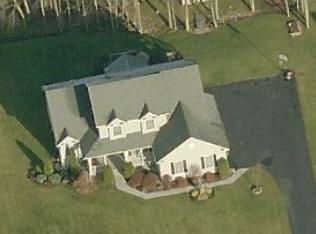 11 Mallard Dr, Schenectady, NY 12148-1515