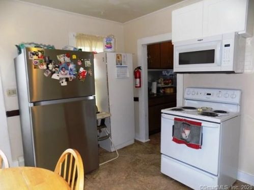 190 French St, Torrington CT 06790-6212 exterior