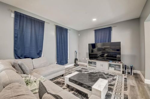 2689 Milwaukee St, Madison WI  53704-5153 exterior