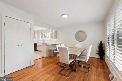 316 Glengary Dr, Pittsburgh PA 19083-2714 exterior