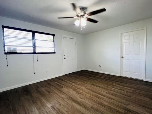 522 11 Ave, Boynton Beach FL 33435-3053 exterior