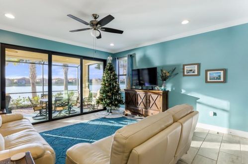 1503 Oceania Dr, Naples FL 34113 exterior