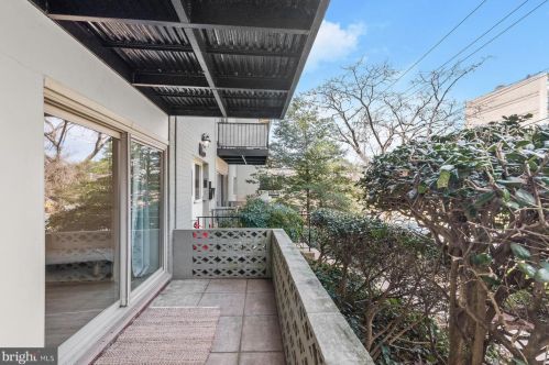 8700 Manchester Rd, Silver Spring MD 20901-4225 exterior