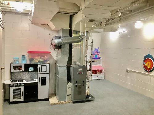 2464 Cutler Ave, Meskegon MI  49441-1274 exterior