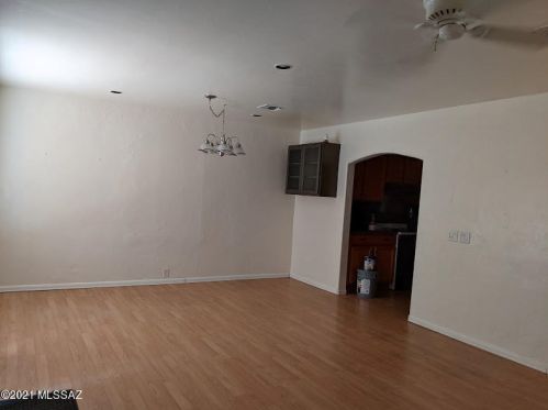 3820 9th Ave, Tucson, AZ 85714-1303