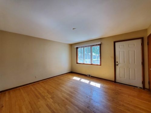 3414 78, Milwaukee WI 53219-3823 exterior